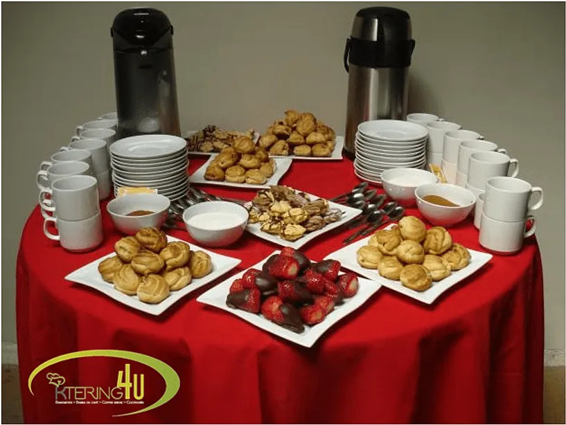 Ktering4u - Banquetes - Coffe Break - Box lunch - Coctelería Ktering4u - Banquetes - Coffe Break - Box lunch - Coctelería