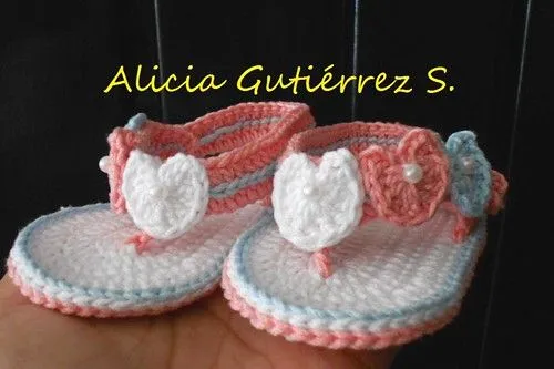 Mis labores en Crochet: Sandalias a crochet para bebes