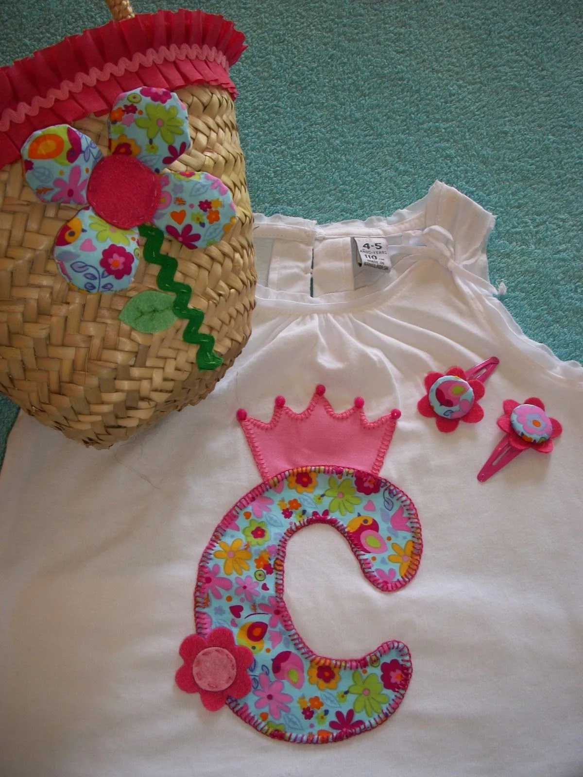 Labores ``El sueño de Maruja´´ : Conjunto con aplicaciones de ... Labores ``El sueño de Maruja´´ : Conjunto con aplicaciones de ...
