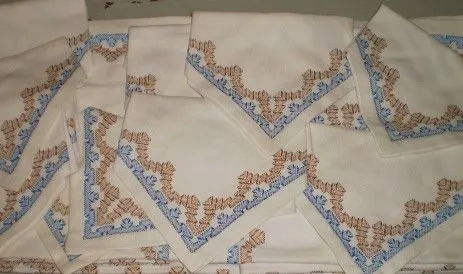 Labores Manoli: Manteleria de Punto Yugoslavo Labores Manoli: Manteleria de Punto Yugoslavo