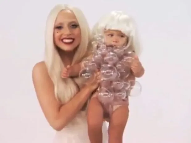 Lady Gaga Lanza Ropa para Bebes | Music Blog non stop