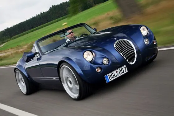 Lamborghini, Wiesmann, Artega und Co - Exoten in der Klemme ... Lamborghini, Wiesmann, Artega und Co - Exoten in der Klemme ...