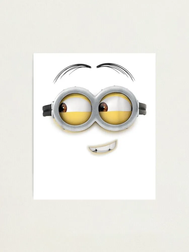 Lámina fotográfica for Sale con la obra «Despicable Me Minions Dave Side  Smile Gráfico» de RonRenschler | Redbubble