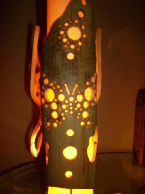 lampara bambu calada ALEJANDRO BERNAL VALENCIA - Artelista.com