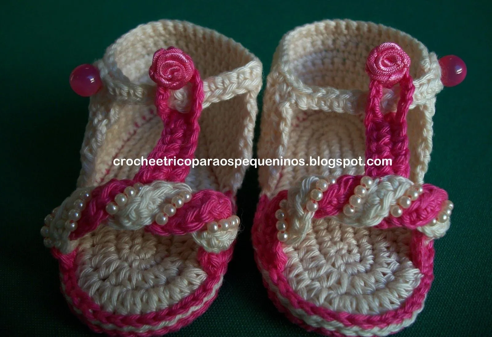 lanes asgaya: SANDALIAS PARA BEBÉ A CROCHET