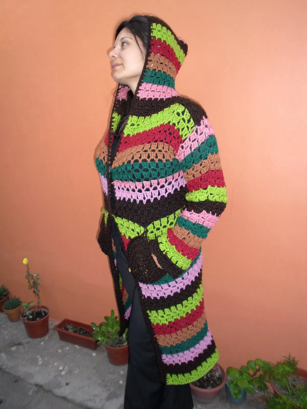 LaPdetuestilo: Chaleco multicolor, crochet, lana. LaPdetuestilo: Chaleco multicolor, crochet, lana.