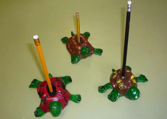 Lapicero con forma de Tortuga - Manualidades Infantiles