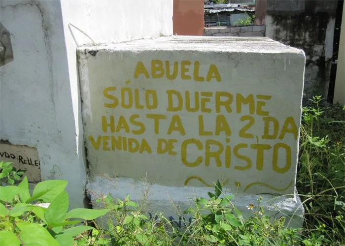 Cuando las lápidas hablan..... - José Rafael Sosa Cuando las lápidas hablan..... - José Rafael Sosa