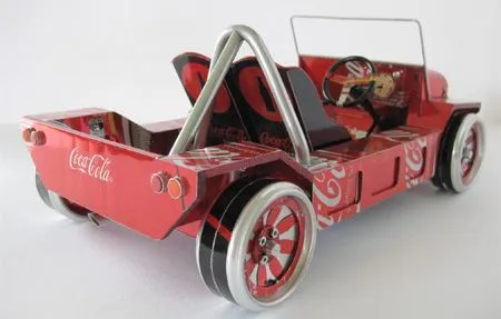 LATAS DE CERVEZAS TRANSFORMADAS EN CARROS. ~ SY.com LATAS DE CERVEZAS TRANSFORMADAS EN CARROS. ~ SY.com