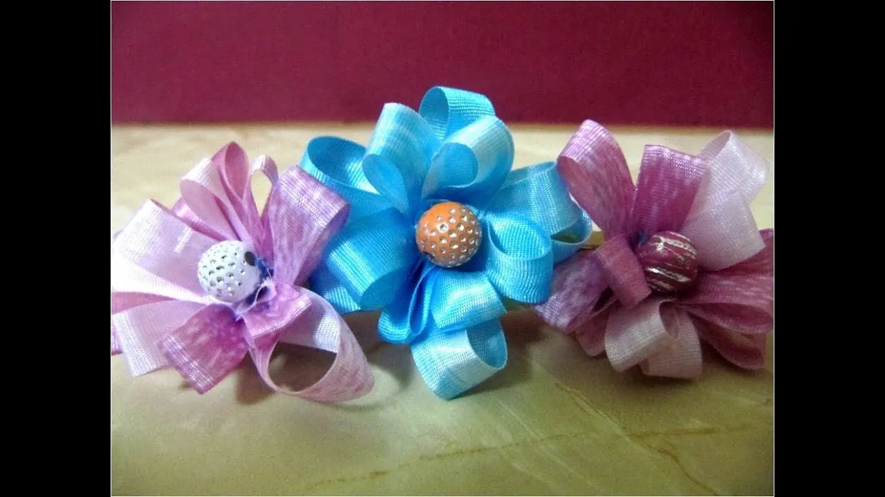 Lazos con flores de cintas para el cabello - YouTube Lazos con flores de cintas para el cabello - YouTube
