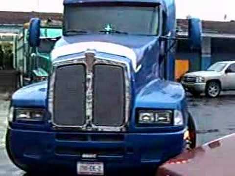 Leon central de abastos torton arnulfo - YouTube