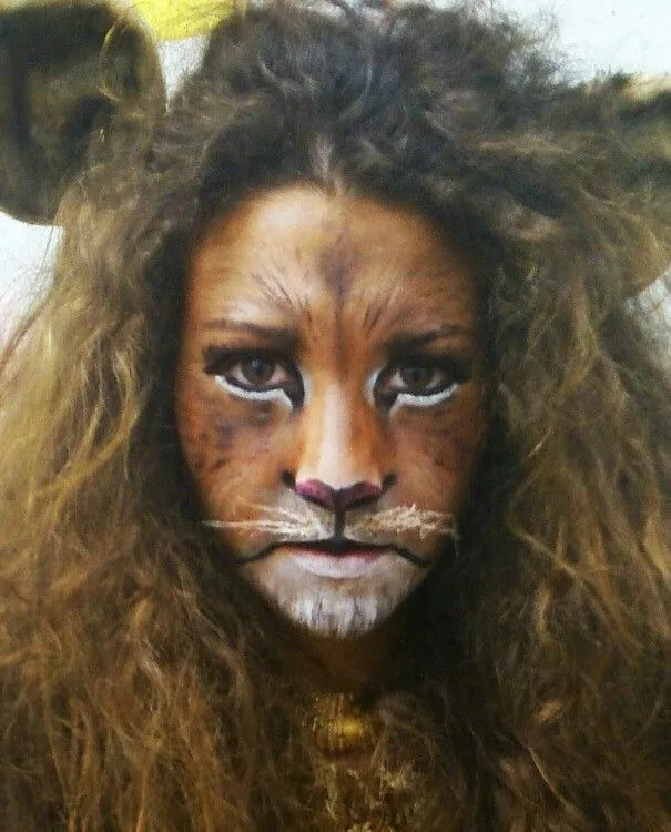 León maquillaje lion makeup lioness | Narnia | Pinterest | Lion ...