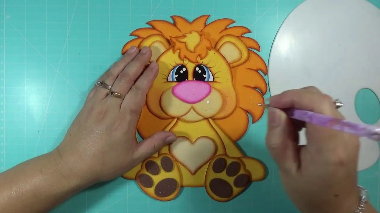 León Safari en Foamy, Goma Eva, Microporoso (Handmade Craft)❤️ - YouTube León Safari en Foamy, Goma Eva, Microporoso (Handmade Craft)❤️ - YouTube