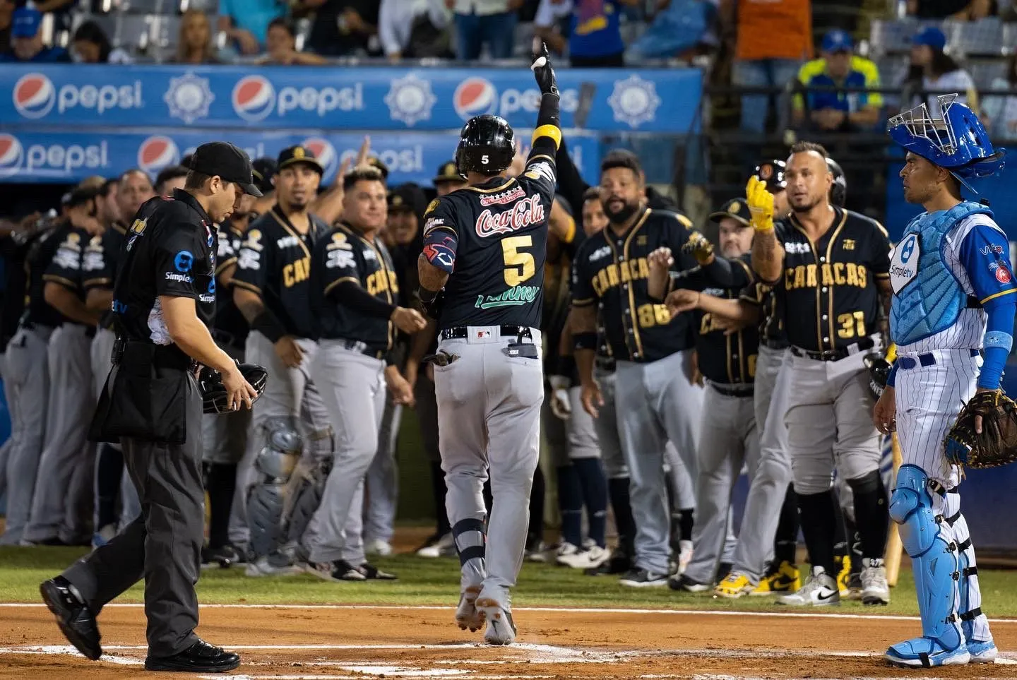 Leones del Caracas vs Navegantes del Magallanes EN VIVO: sigue el clásico  de la LVBP de hoy, 12 de enero | Navegantes del Magallanes vs. Leones del  Caracas | Resultados LVBP |