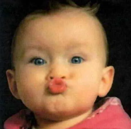 Fotos de bebés dando besos - Imagui