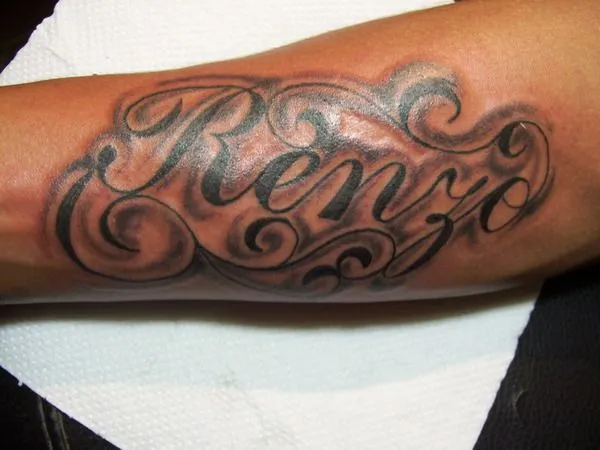 Tatuajes de letras con sombras - Imagui