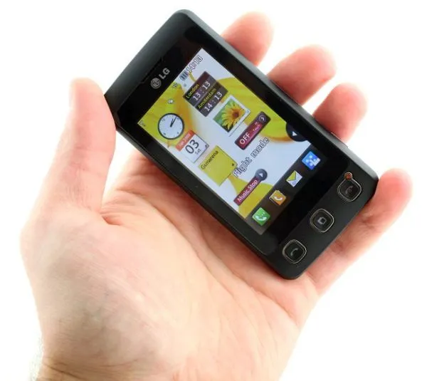 LG KP500, un móvil de pantalla táctil colorido y sencillo - tuexperto. LG KP500, un móvil de pantalla táctil colorido y sencillo - tuexperto.
