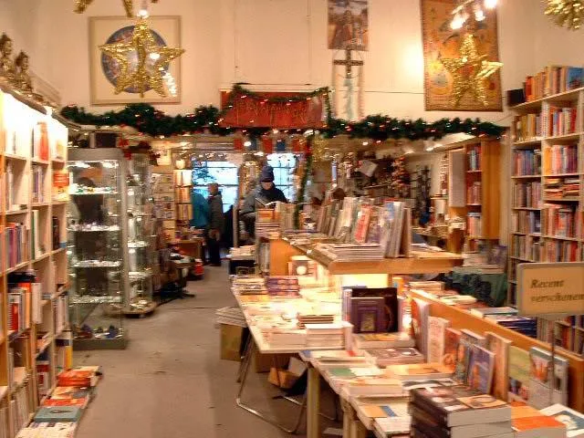 Librería Himalaya, un salón de té en Amsterdam Librería Himalaya, un salón de té en Amsterdam