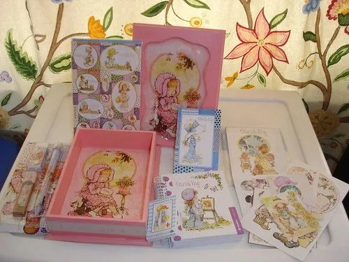 ... libretitas...stikers....lapices...y calcomanias todo de Sara Kay ... libretitas...stikers....lapices...y calcomanias todo de Sara Kay