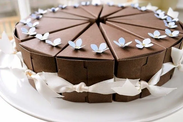 LiliBaby: Torta de papel