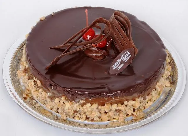 Lindas tortas confeitadas - Espaço Gourmet