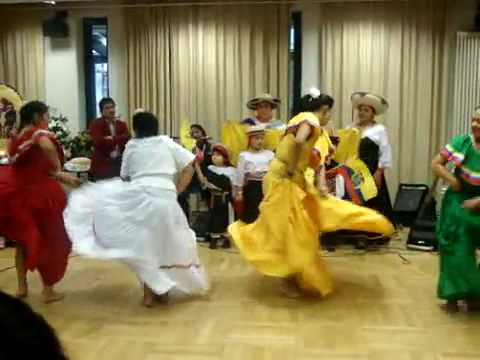 Mi lindo Ecuador (Bonn) - Baile de la costa - YouTube Mi lindo Ecuador (Bonn) - Baile de la costa - YouTube