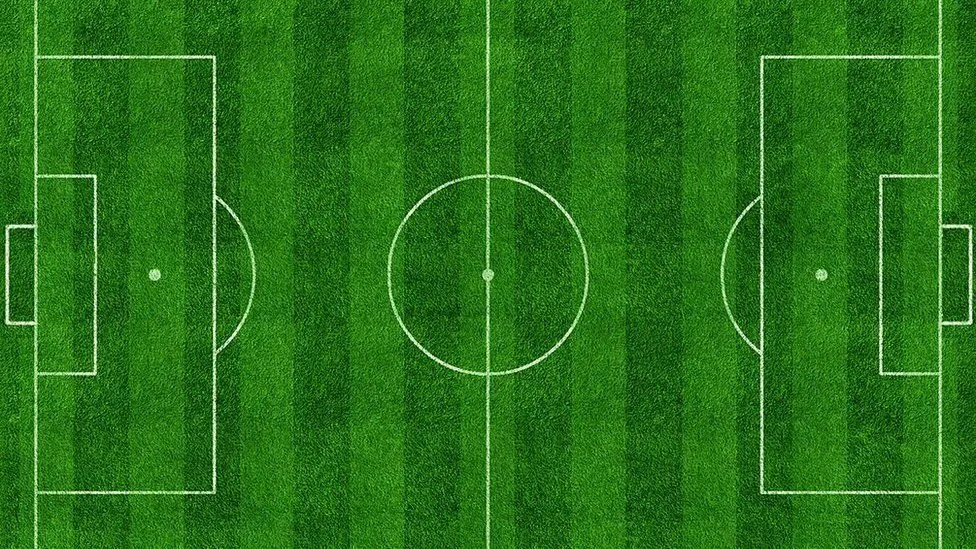 Por qué las líneas de las canchas de fútbol son así (y por qué son tan geniales) - BBC News Mundo Por qué las líneas de las canchas de fútbol son así (y por qué son tan geniales) - BBC News Mundo