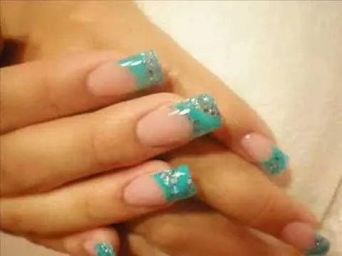 Little Blue Prom Nails (Español) - YouTube