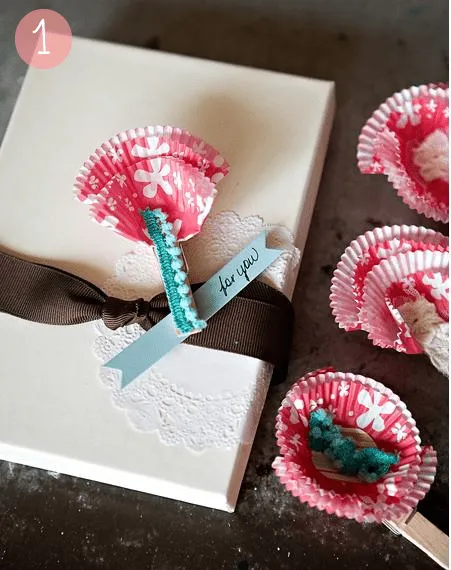 Little Muna: Envuelve con moldes de cupcakes y pinzas de madera Little Muna: Envuelve con moldes de cupcakes y pinzas de madera