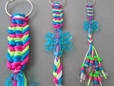 Como hacer un llavero con hilos de cola de rata con varios nudos ...