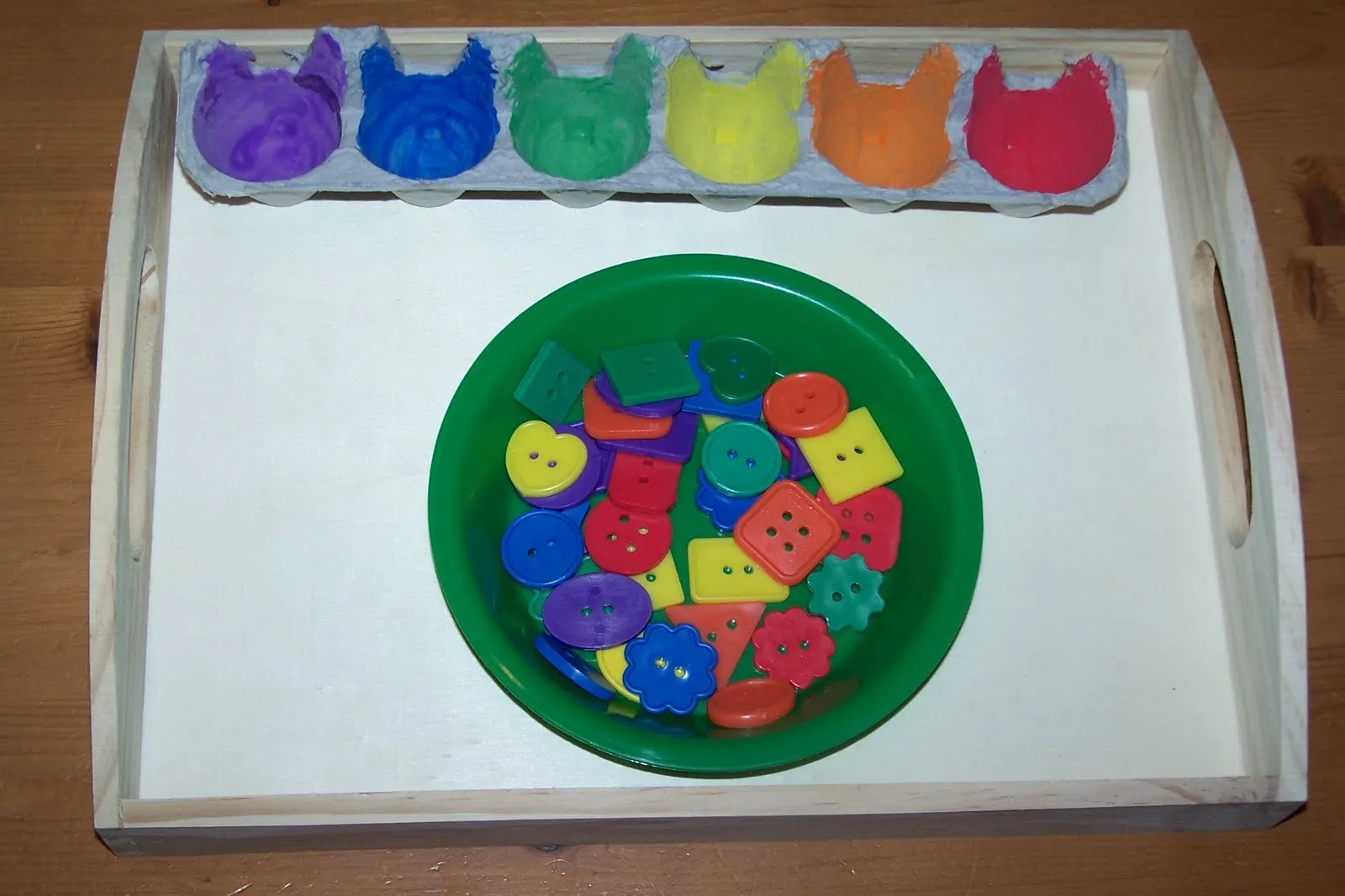 Lógica en infantil: clasificar por colores - Aprendiendo Matemáticas Lógica en infantil: clasificar por colores - Aprendiendo Matemáticas