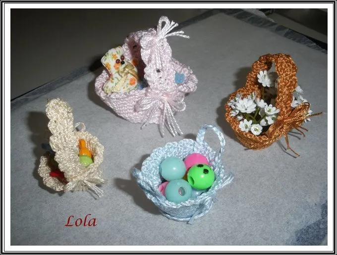 LOLA Y SUS MINIATURAS: Cestas en crochet