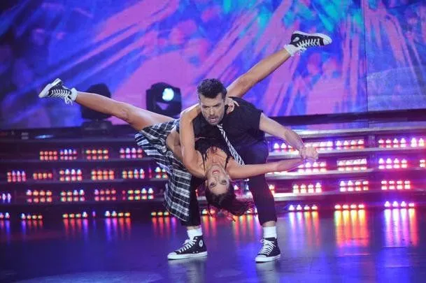 Loveu Pau Coki Peter: Paula &amp; Peter bailando ROCK AND ROLL :)