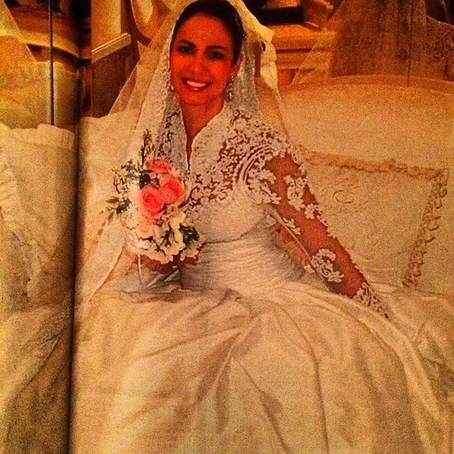 Luciana Gimenez relembra casamento e posta foto vestida de noiva ...