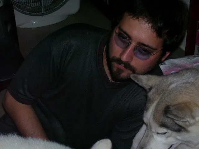 Luke y Kate jugando a pelearse... | Flickr - Photo Sharing!