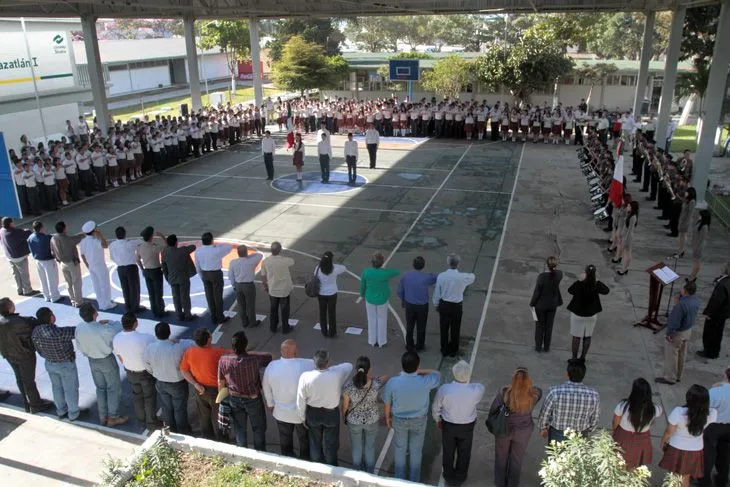 El Lunes Cívico llega al Conalep Mazatlan l de Urias ...