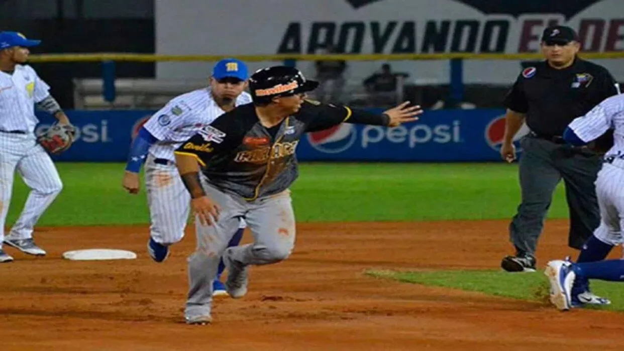 LVBP: Se vaciaron las bancas en el Caracas vs Magallanes