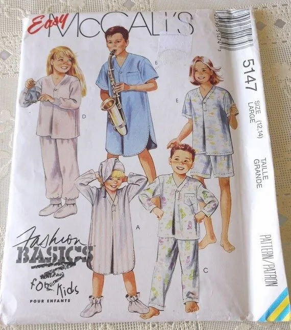 M4769 patrón 5147 ropa de dormir para niños por GrannysThimble