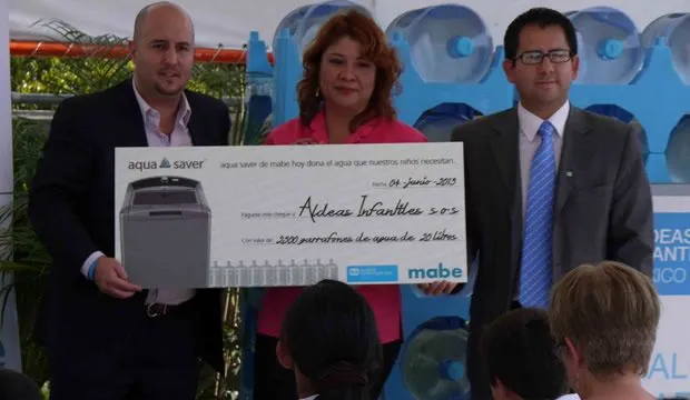 Mabe entrega garrafones de agua potable a Aldeas Infantiles SOS ...