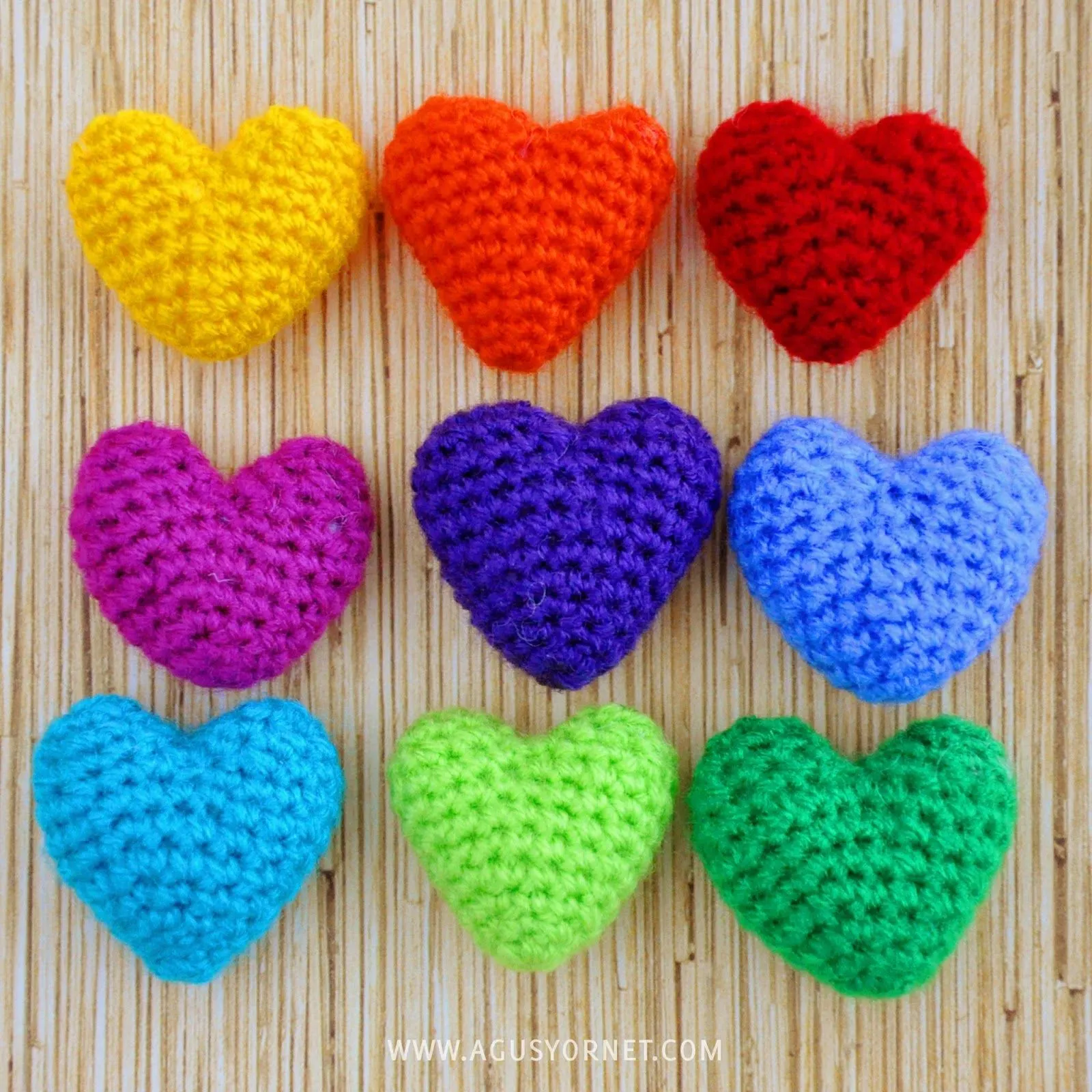Made with love by Agus Y.: DIY: Corazonctios tejidos a Crochet ... Made with love by Agus Y.: DIY: Corazonctios tejidos a Crochet ...