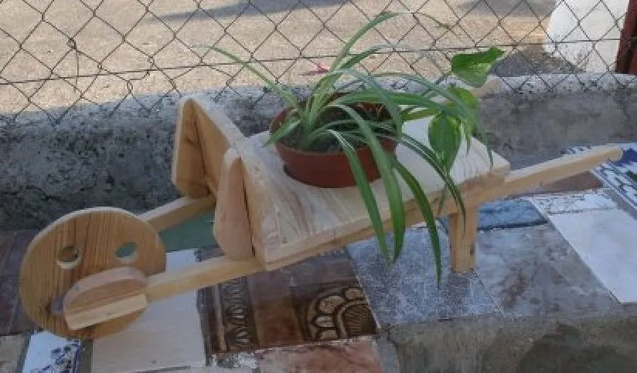 Manualidades con madera reciclada | Manualidades