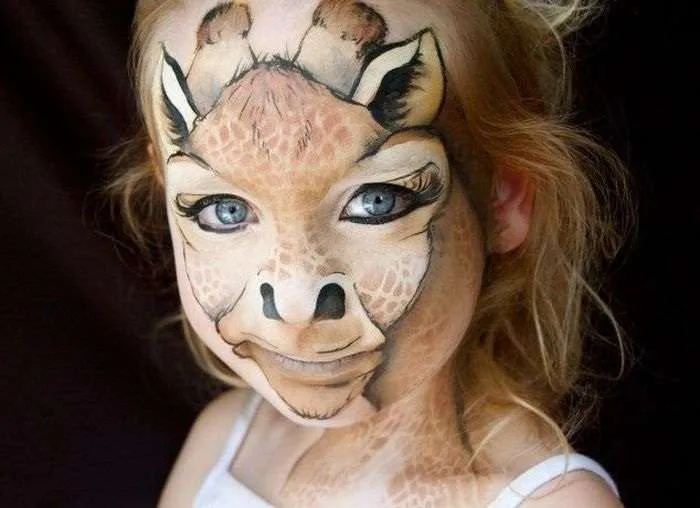 Madre crea arte en las caras de sus hijas - Noticias Curiosas Madre crea arte en las caras de sus hijas - Noticias Curiosas