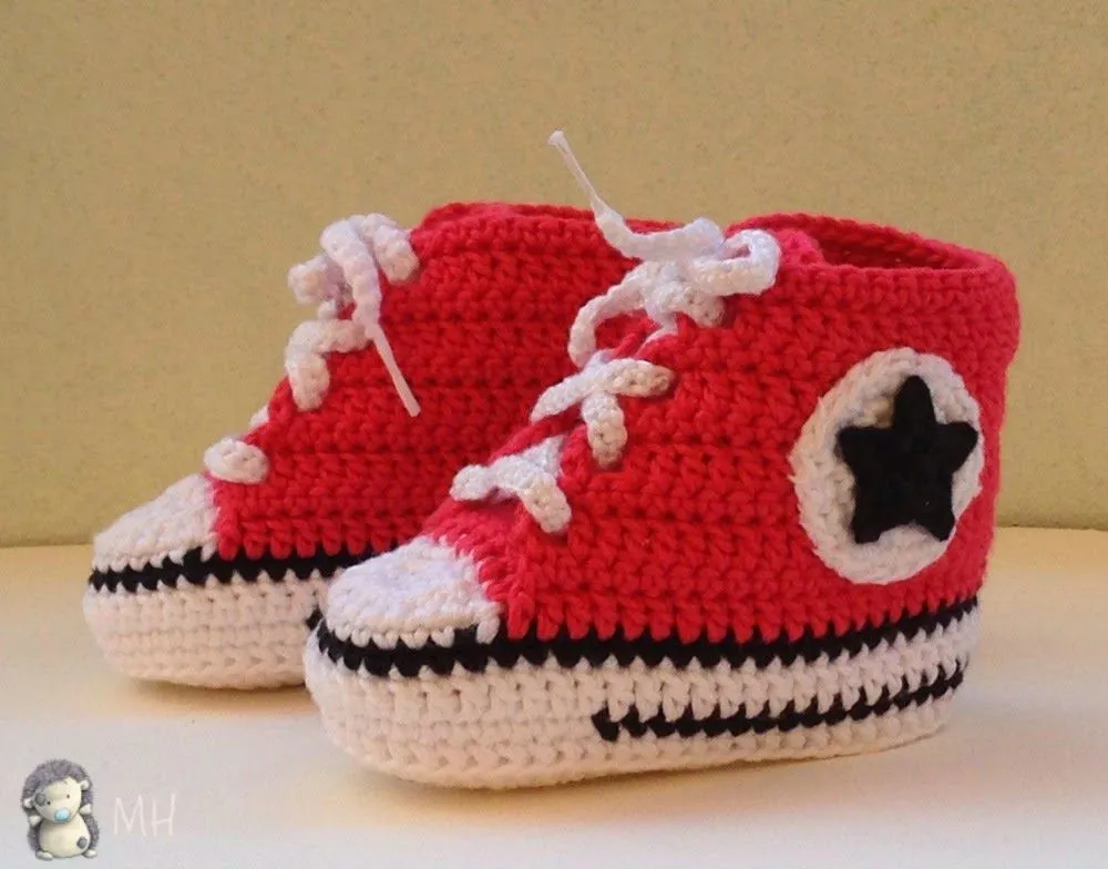 MADRES HIPERACTIVAS: Converse a Crochet para Bebé, Tutorial MADRES HIPERACTIVAS: Converse a Crochet para Bebé, Tutorial