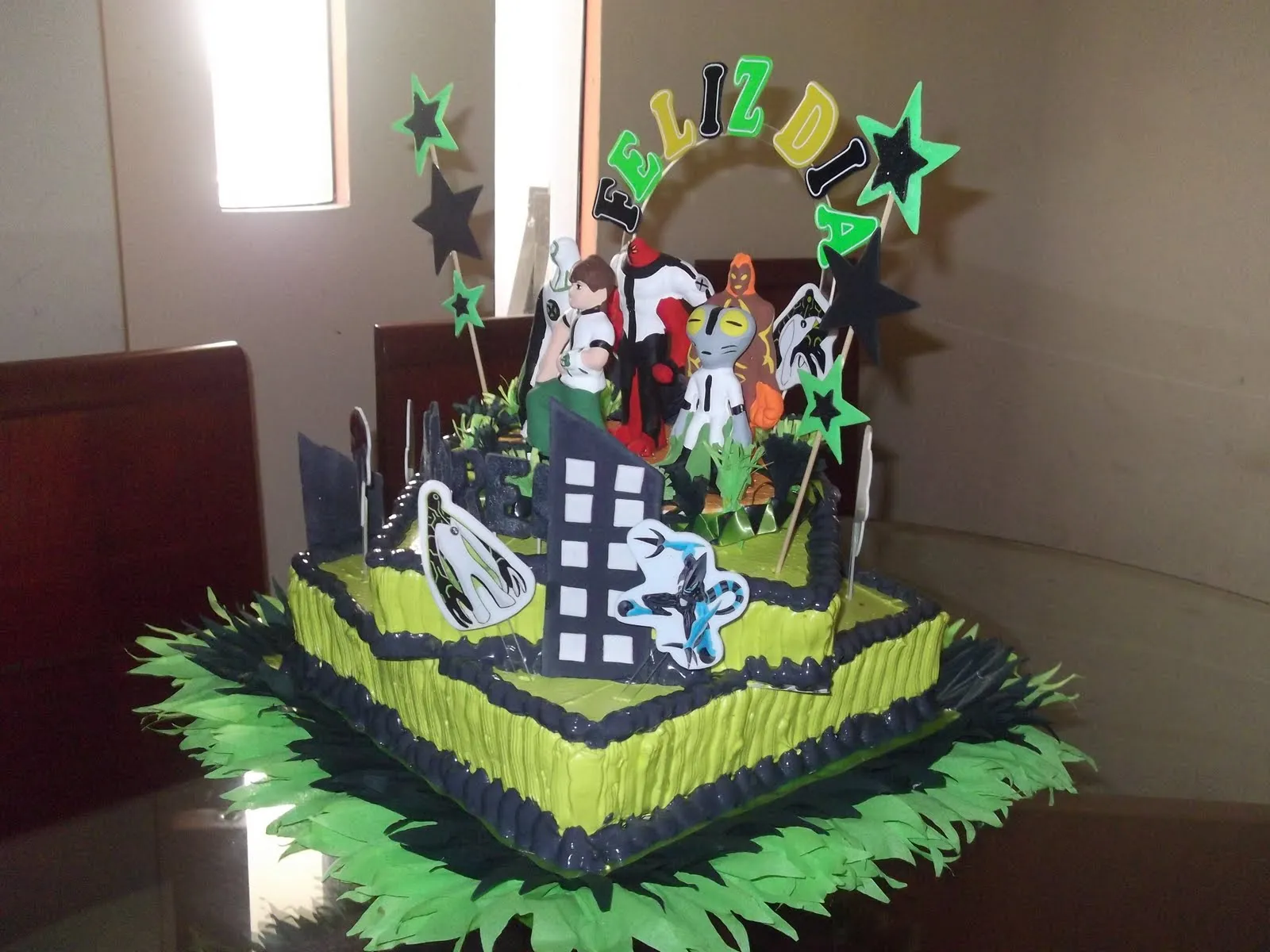 MAGIN CAKES (Tortas Gina): TORTA DE BEN 10