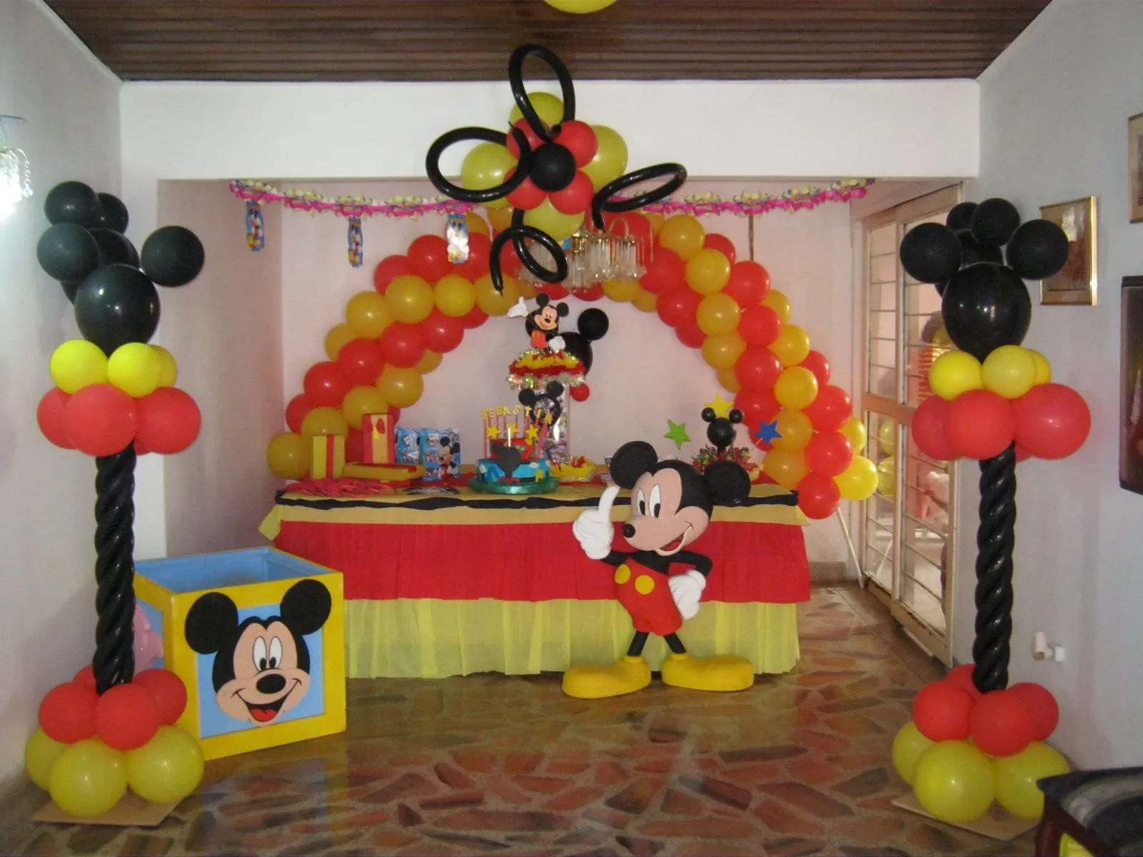 Majestik eventos: FIESTA MICKEY MOUSE