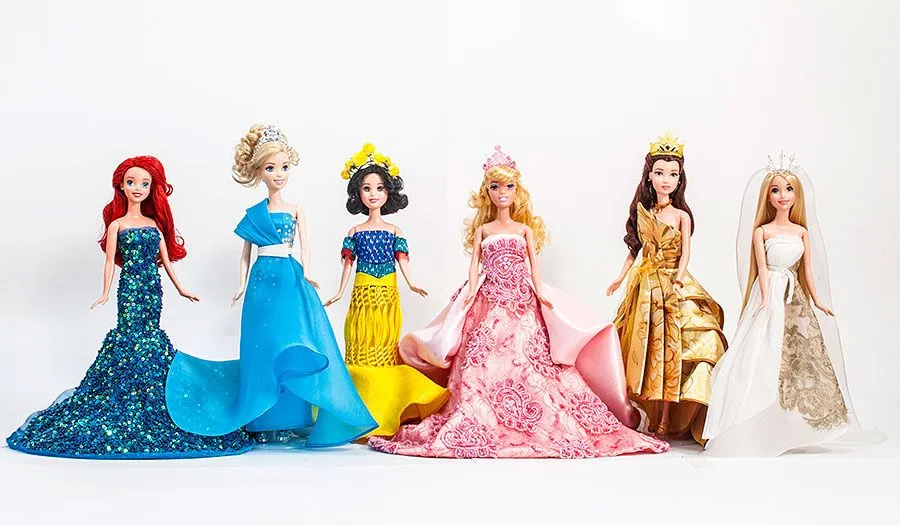 Makandaxu: Princesas de Disney Vestidas por diseñadores Mexicanos