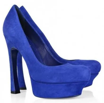 MAKEUPANDSTYLE: ZAPATOS Y ACCESORIOS COLOR AZUL ELÉCTRICO MAKEUPANDSTYLE: ZAPATOS Y ACCESORIOS COLOR AZUL ELÉCTRICO