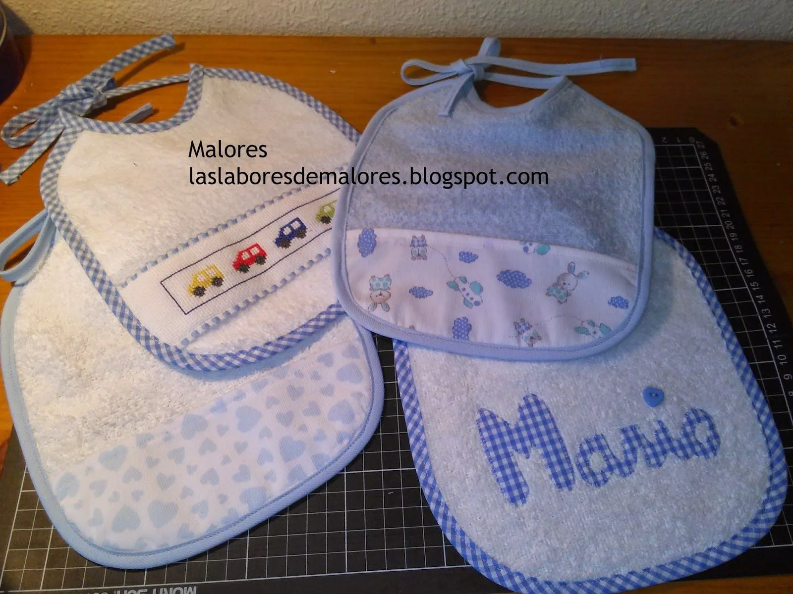 Malores: Baberos y mantita para Mario
