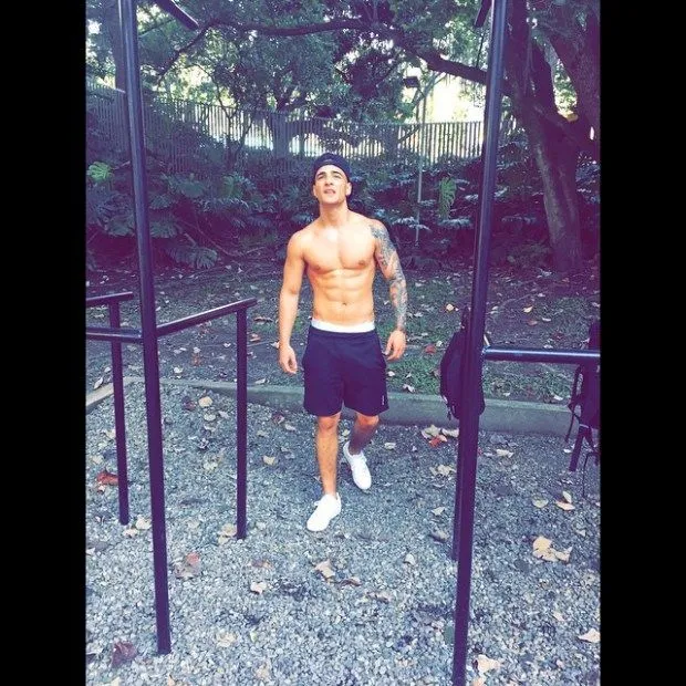 Maluma dejo el canto para entrar al ejército? [Fotos ... Maluma dejo el canto para entrar al ejército? [Fotos ...