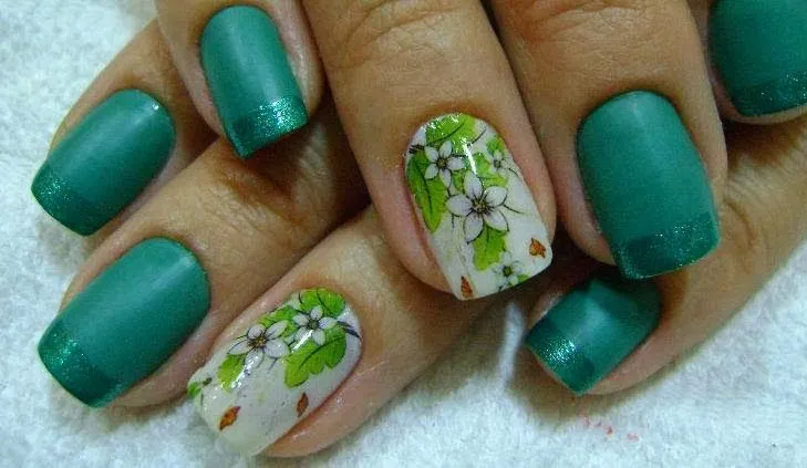 M&amp;B: Cabelos &amp; Unhas